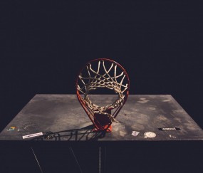 开云APP-东决硝烟与中东战火，当篮球场成为现代战争隐喻