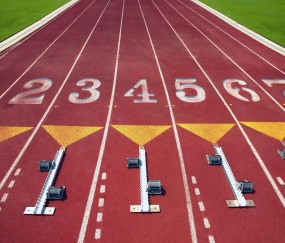 开云下载-勇士翻盘国王，布伦森赛后评分拉满，孤胆英雄与王朝余晖的残酷映照