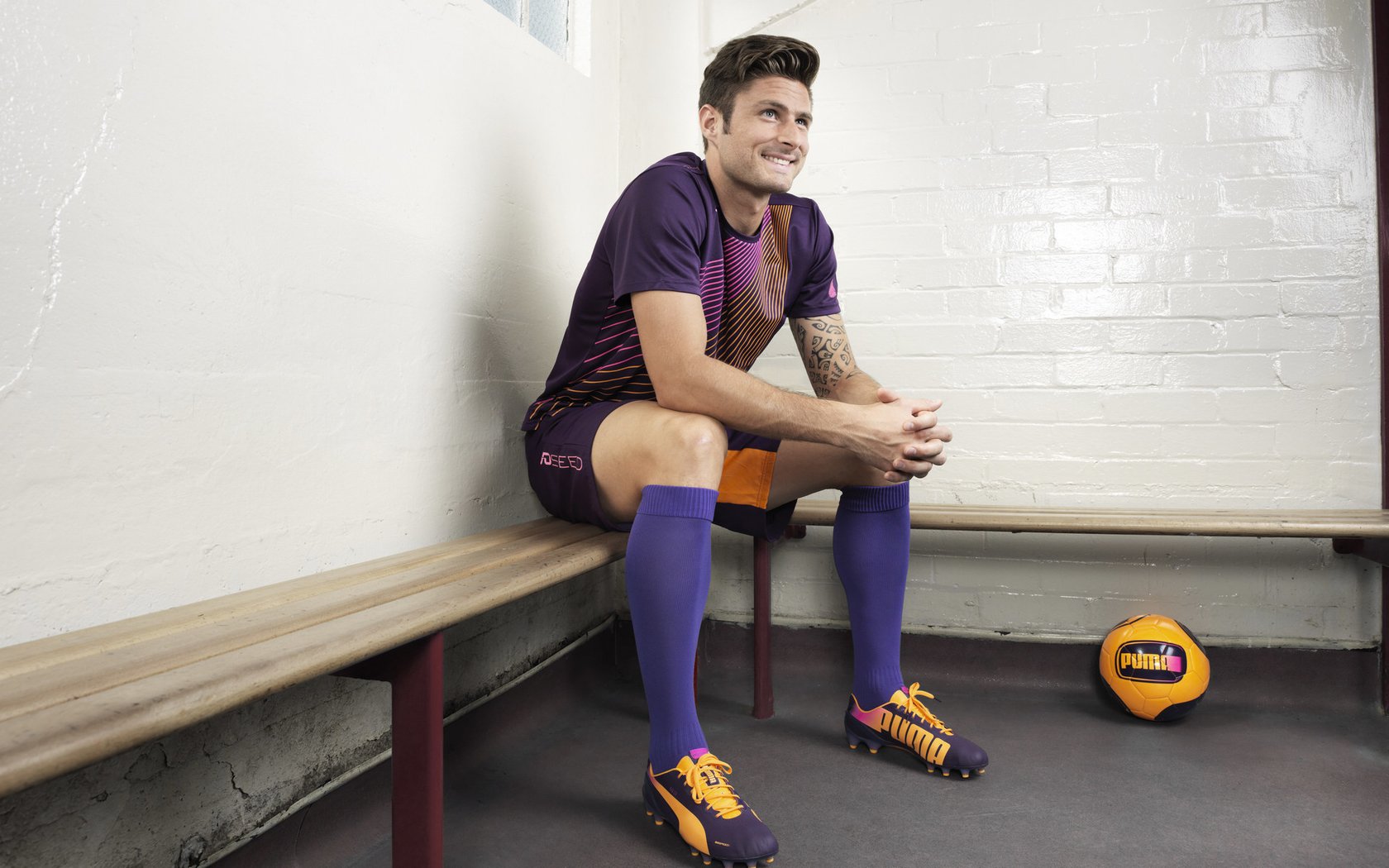 楚阿梅尼高光表现，马德里竞技掀翻哥伦比亚，当战术板上的棋子成为棋盘上的王