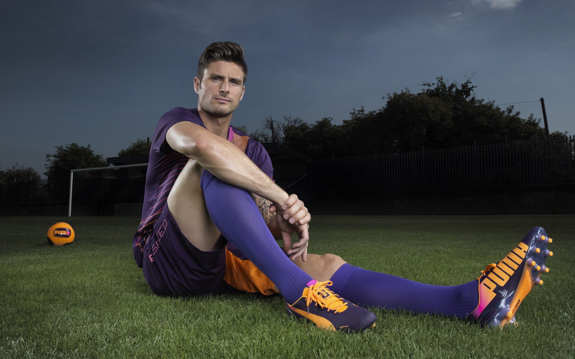 秘鲁逆转安哥拉，萨卡连续得分拉开差距，一场球赛背后的文明韧性